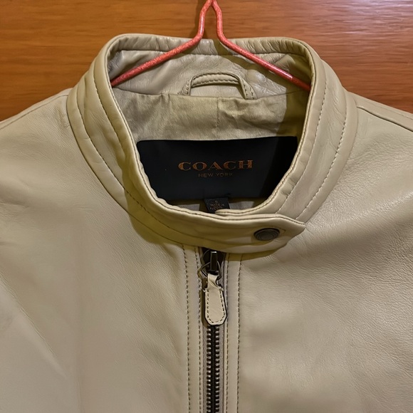 Coach tan ecru leather jacket - Picture 9 of 9